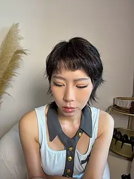 nanako99 stripchat live cam model