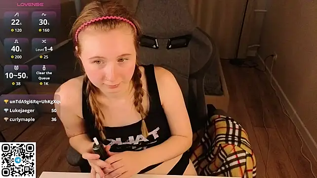 LiliTiny stripchat live cam model