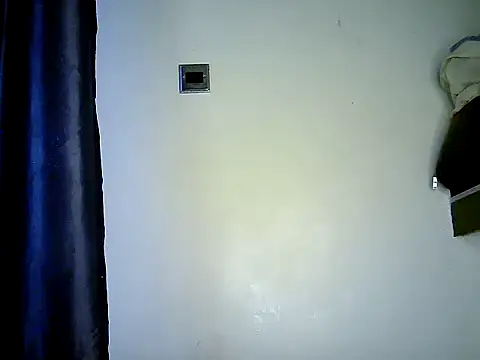 Quincer_beib stripchat live cam model