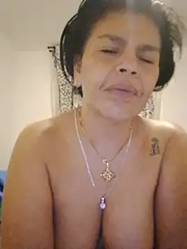 jennifer_squirt1 stripchat live cam model