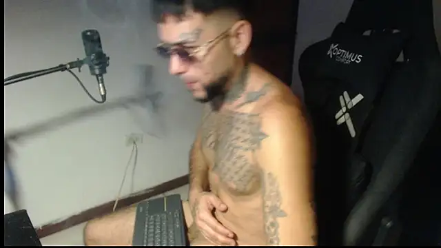ROOKERT stripchat live cam model