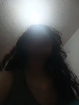 nadescoms stripchat live cam model