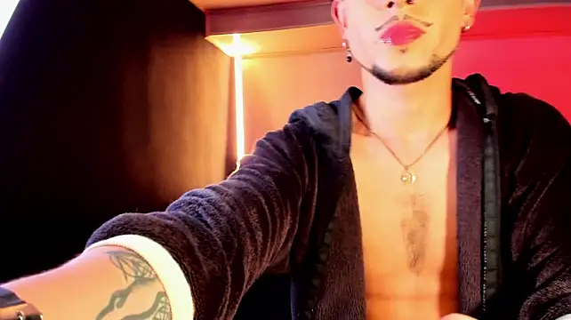 Dominik_Eclipse stripchat live cam model