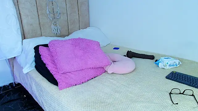 bunnykaty_ stripchat live cam model