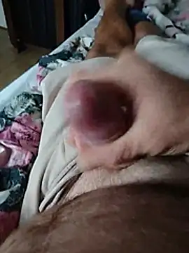 Krycha887 stripchat live cam model