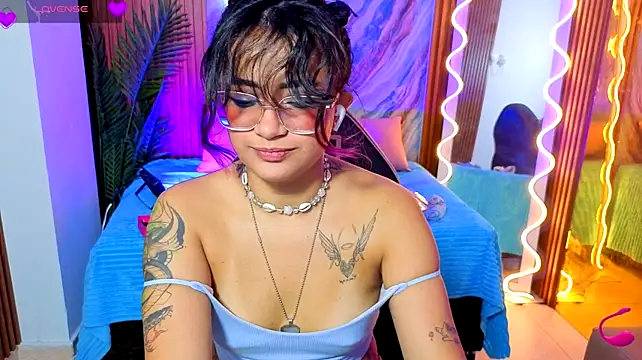 kristen_tay stripchat live cam model