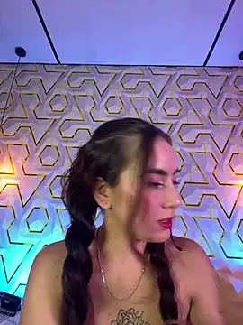 MelanyyJhonson15 stripchat live cam model