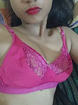 Curvy_Amyra stripchat live cam model