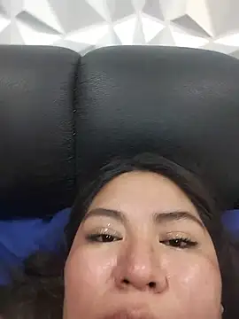 RominaRey stripchat live cam model