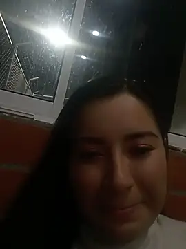 LunaDiaz999 stripchat live cam model