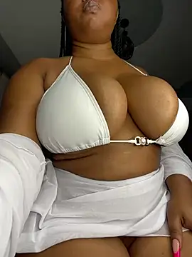 EliteSoraya stripchat live cam model