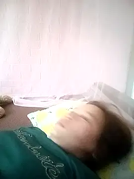 -Batici- stripchat live cam model