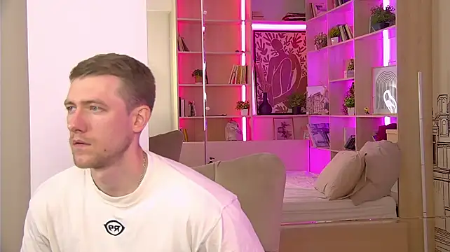 EthanPinkman stripchat live cam model