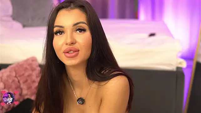 LilaRoses stripchat live cam model