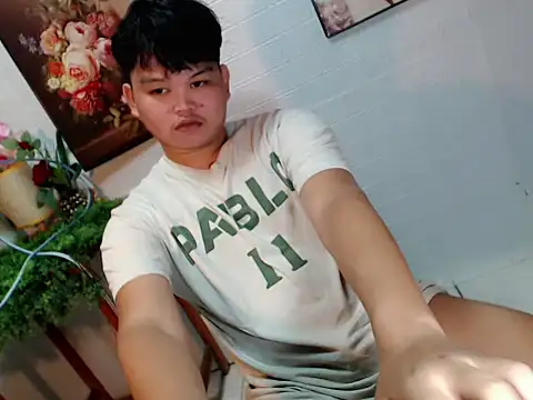 Rain_cum stripchat live cam model