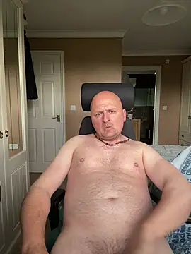Attila120 stripchat live cam model