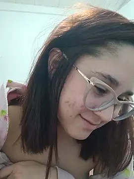 linameii stripchat live cam model