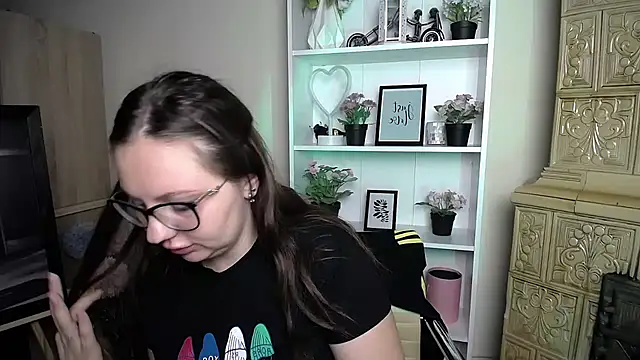 LiliaErmi stripchat live cam model