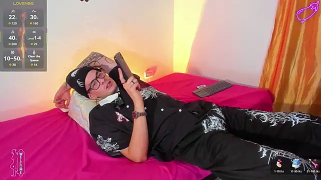 Vlad__night stripchat live cam model