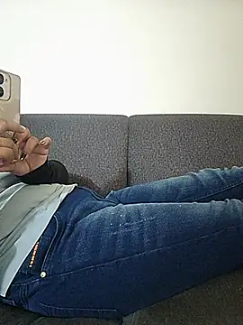 AnvithaAnu stripchat live cam model