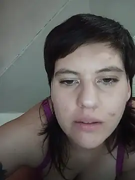 gattasromanxxe stripchat live cam model