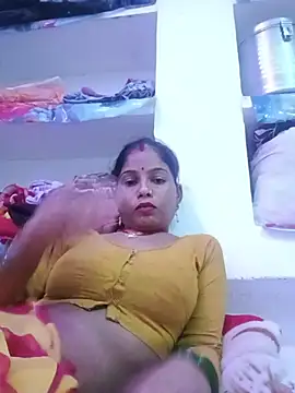 CHANDNi_700 stripchat live cam model