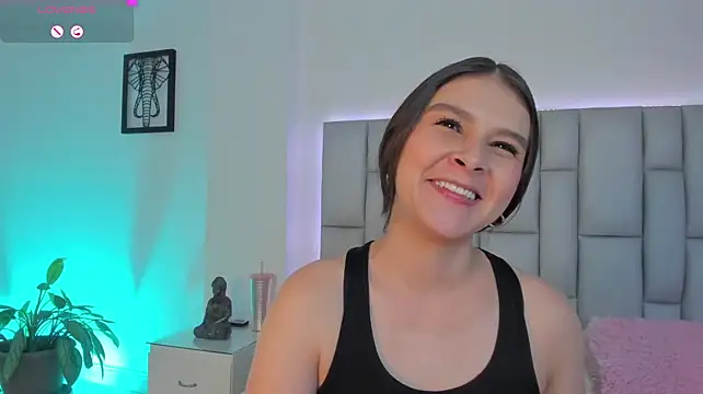 Geyn_gomezz stripchat live cam model
