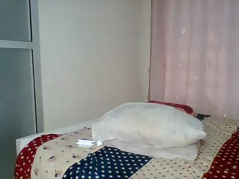 carameltease1 stripchat live cam model