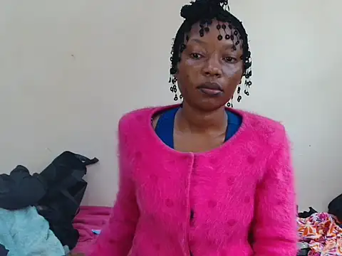Hotgorgeousbitch stripchat live cam model