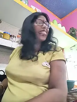 Ass_big_girl stripchat live cam model