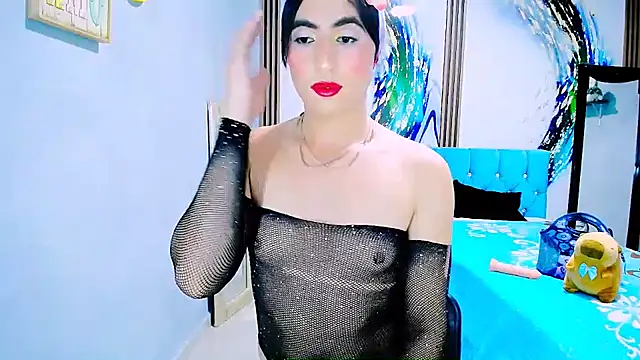 priscilahotker stripchat live cam model