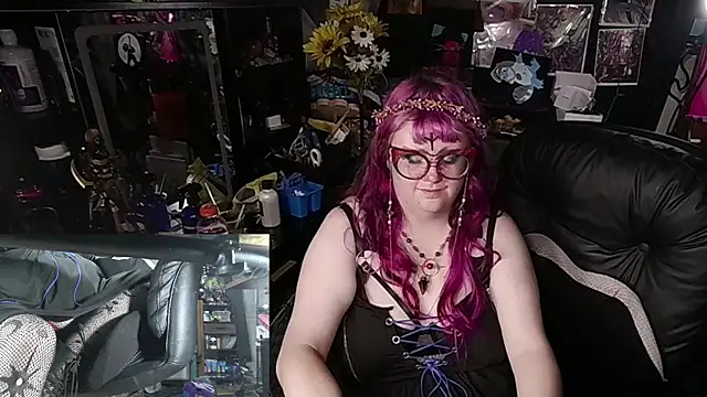 Sinstresshemlock stripchat live cam model