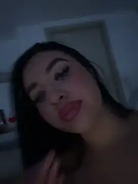LindseyMos stripchat live cam model