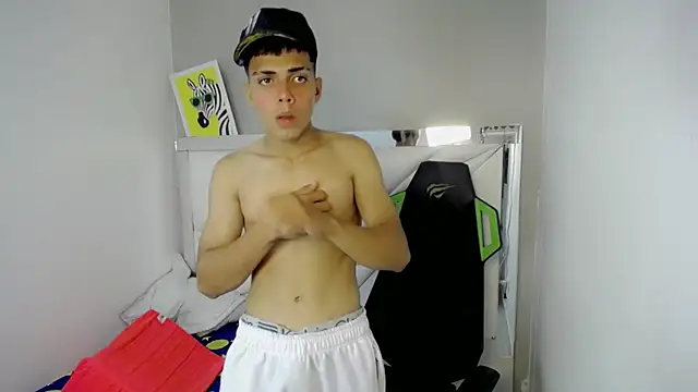 RyanFlirty stripchat live cam model