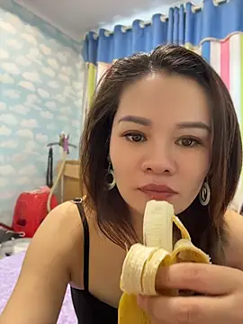 tiantian8888 stripchat live cam model