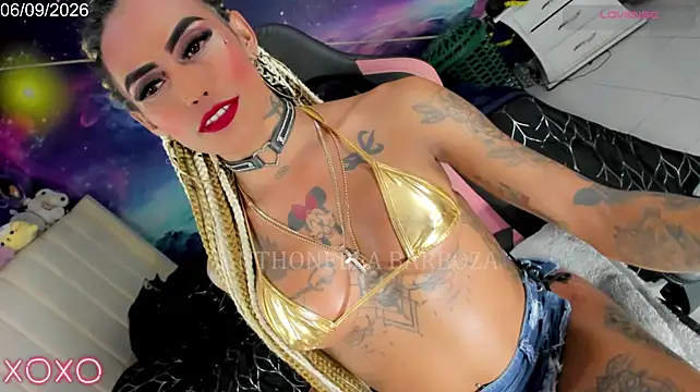 Nella_Dolls stripchat live cam model