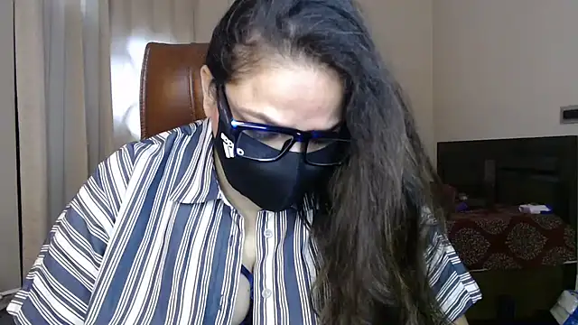 SEXY-Sardarni stripchat live cam model