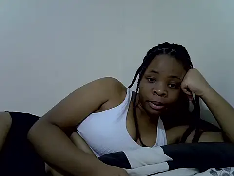 sawyer_ama stripchat live cam model