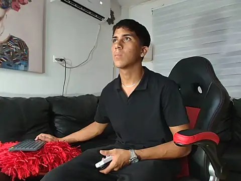 Adonixxx_capizzi22_ stripchat live cam model