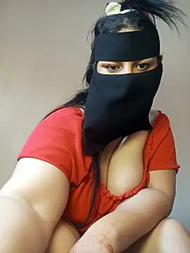 fati35flou stripchat live cam model