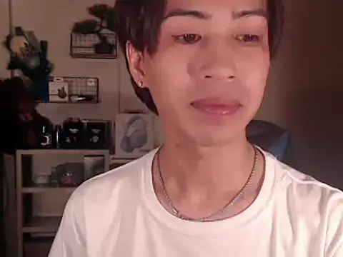 Yukino23 stripchat live cam model