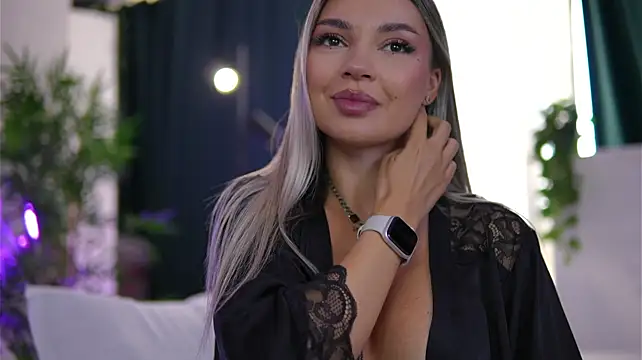 ArtTeasee stripchat live cam model