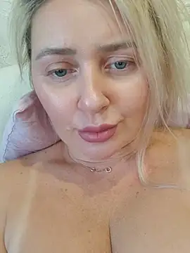LadyLolyPop_ stripchat live cam model