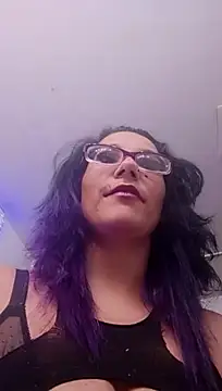 MamaB88 stripchat live cam model