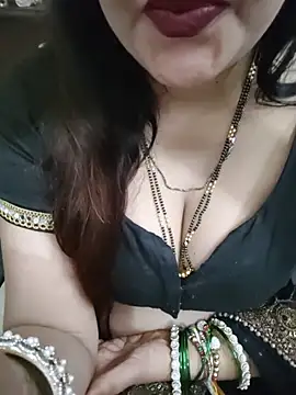 Mayuri77 stripchat live cam model