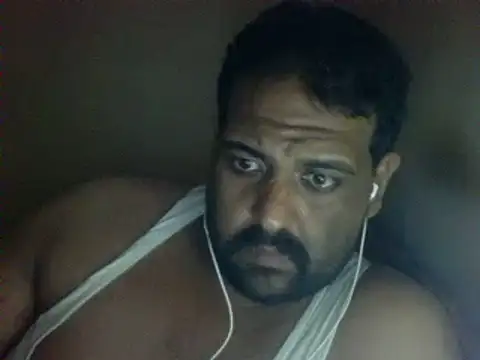 elpoop7305 stripchat live cam model