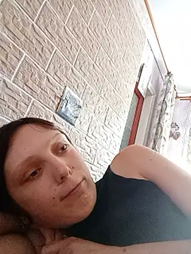 Ponka2011 stripchat live cam model