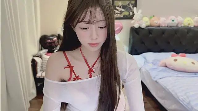 Evacute-top stripchat live cam model