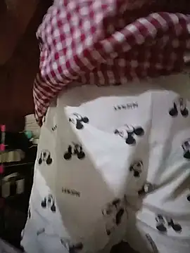 yu--yo stripchat live cam model