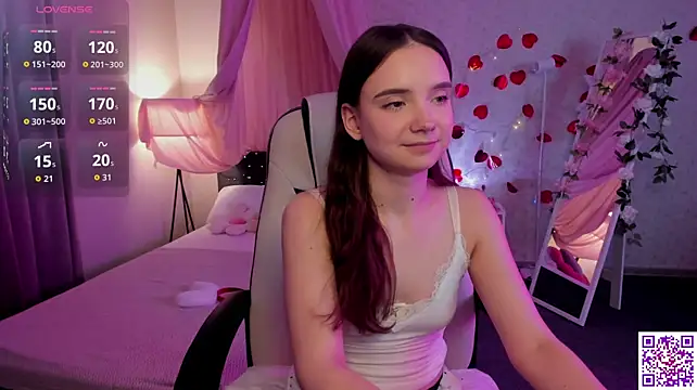 Elvienne stripchat live cam model